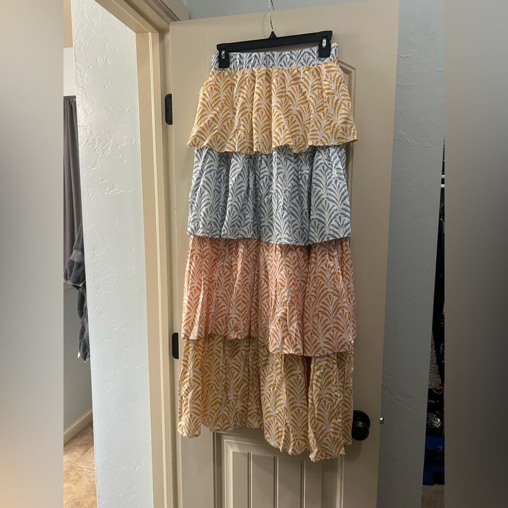 Aura Tiered Maxi Skirt - Picture 2 of 3